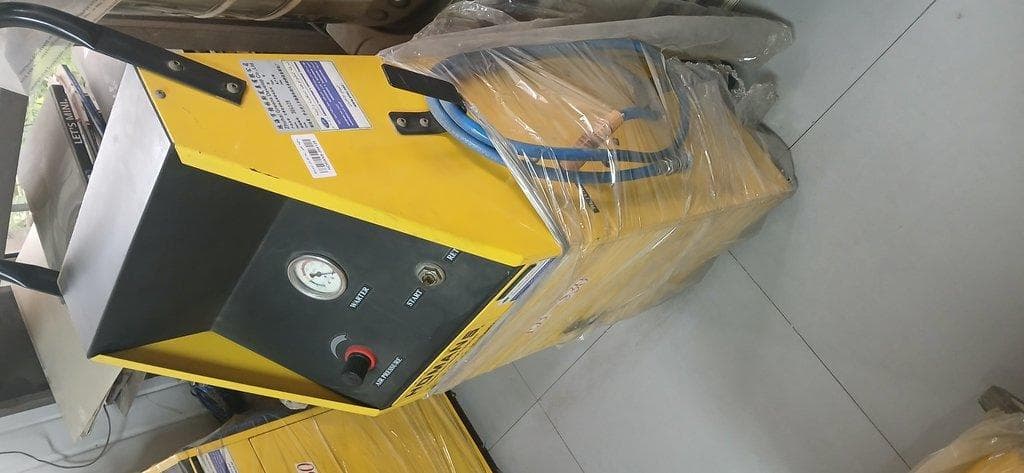 ماكينة تغيير زيت الفرامل أوتوماتيكيا EB-530