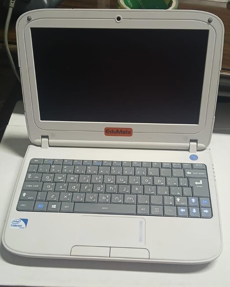 Edumate Model:MGED101A6ML008 intel celeron 320GB HDD  2GB RAM WIN 8